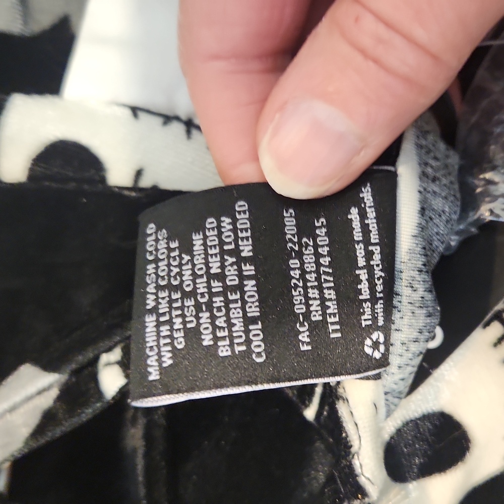 Torrid Nightmare Before Christmas Dress Size 2X - Picture 14 of 14